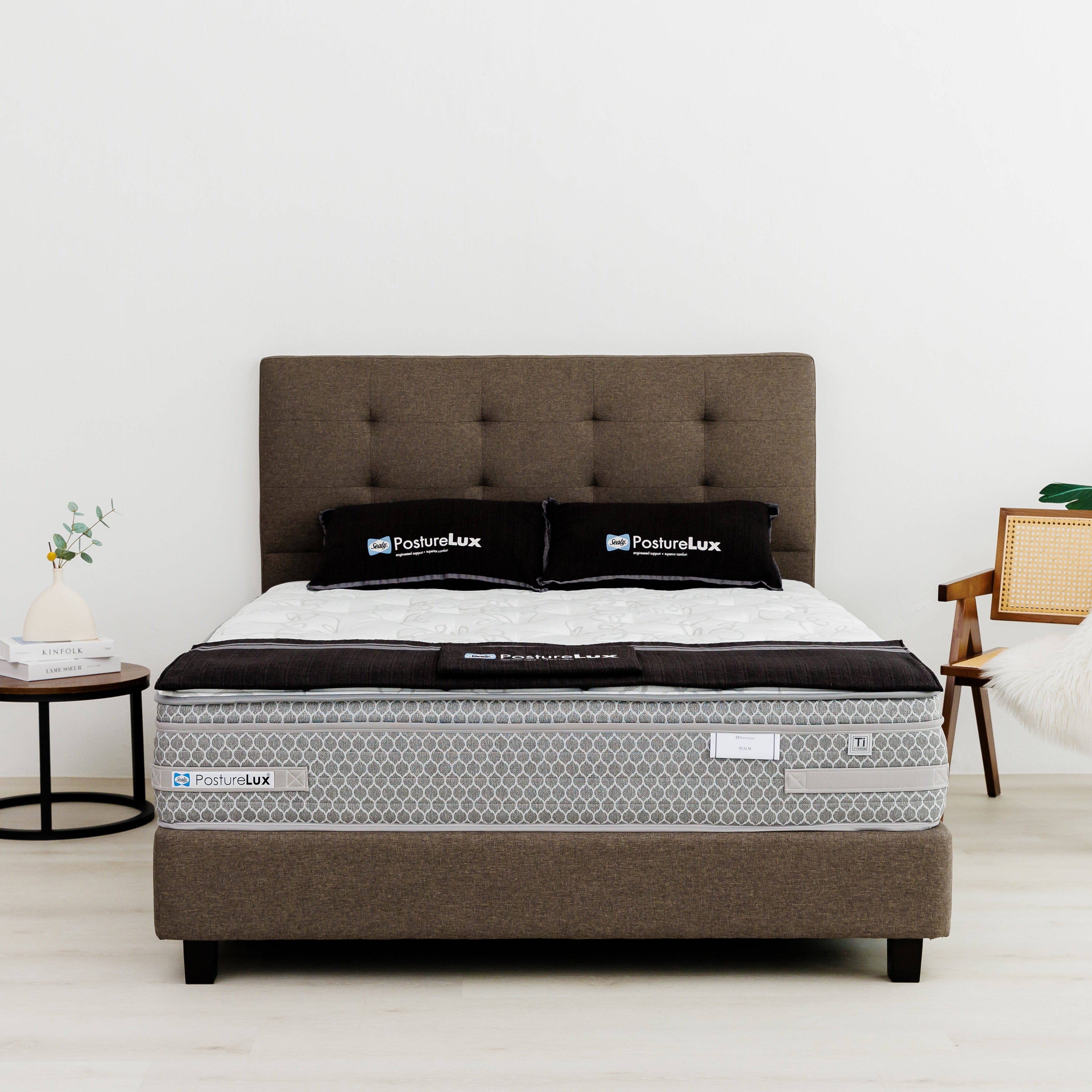 Sealy PostureLux - Realm Mattress