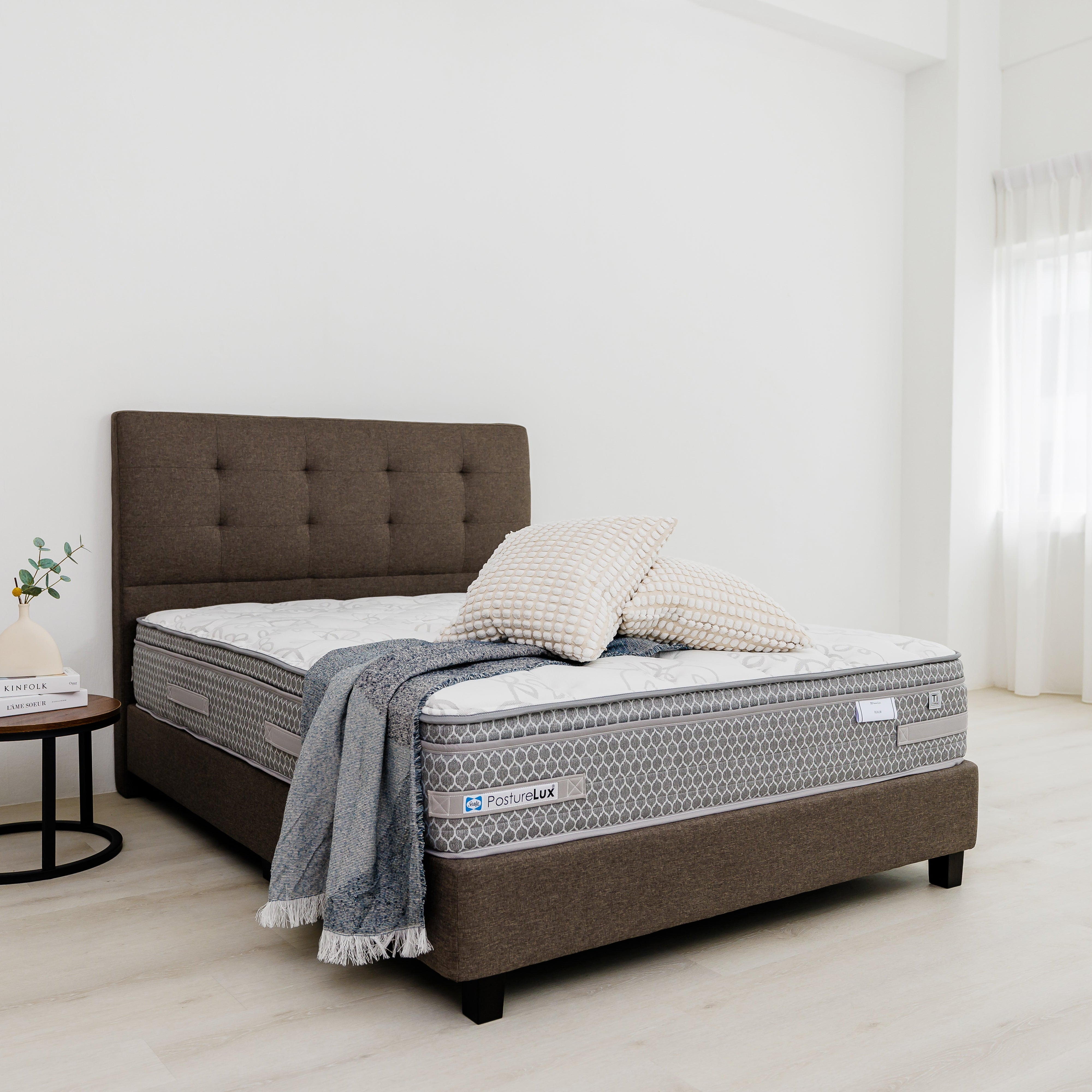 Sealy PostureLux - Realm Mattress