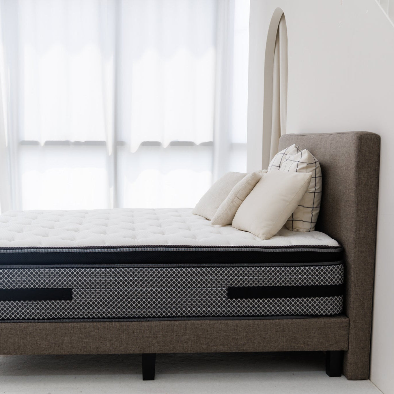 Sealy Posturepedic Orthopaedic Premium - Superior Luxury Firm Mattress