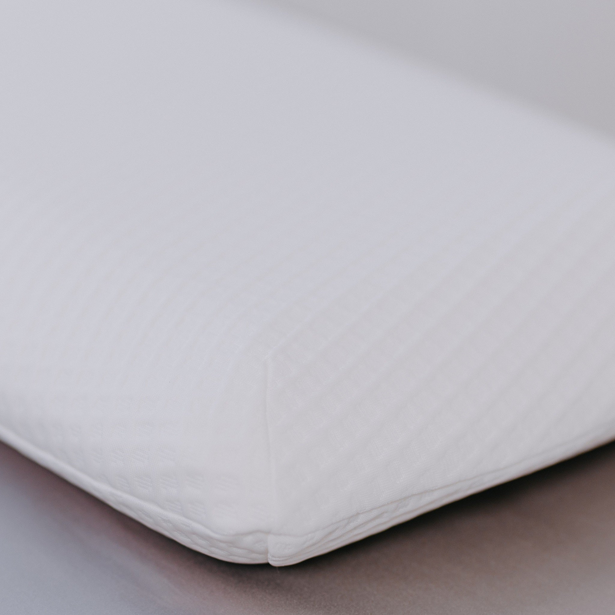 Sealy Classic Memory Foam Pillow